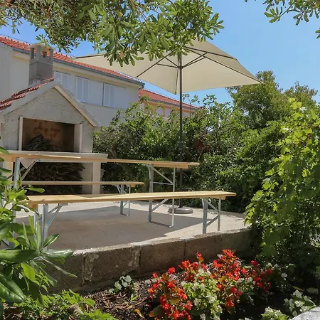 Vitaic Apartmán Supetar